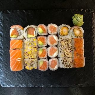 Gourmet Box (24 Uds.)