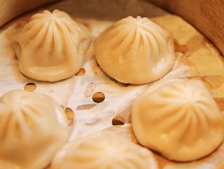 22.Xiao long bao relleno de carne de cerdo