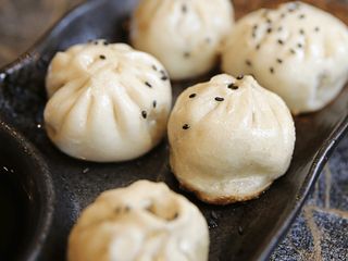 21.Bao relleno de carne de cerdo al grill