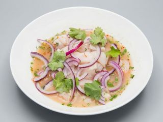 Ceviche de Pez Mantequilla y gambas