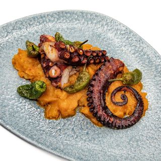 Pata De Pulpo A La Parrilla