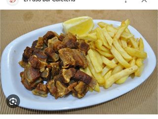 Plato combinado torreznos