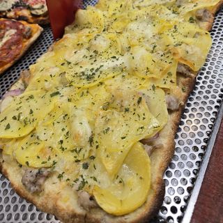 Pizza Saporita (Entera)