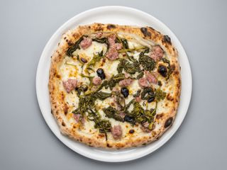 Pizza Salsiccia E Friarielli (33 Cm.)