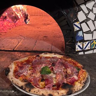 Pizza Speck (33 Cm.)