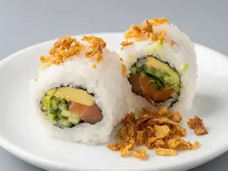 11-Crunch Salmón Roll (8 Uds.)
