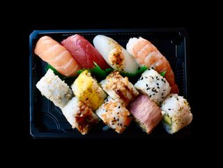 Bandejas De Sushi Variado 1 Persona (12 Uds.)