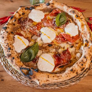 Pizza Bosco e Crudo