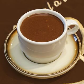 Chocolate con leche a la taza
