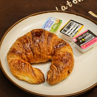 Croissant al Ron brûlée