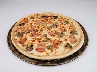 Pizza Carbonara Con Queso