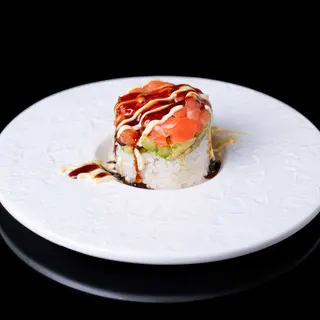 124. Tarta De Salmón con aguacate