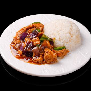 37. Donburi de pollo