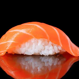 96. Nigiri De Salmón (2 Uds.)