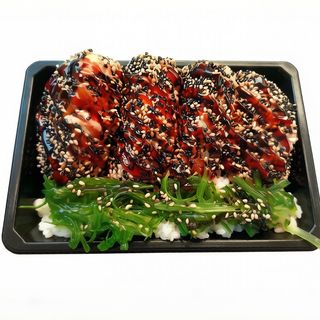 Salmón Tataki