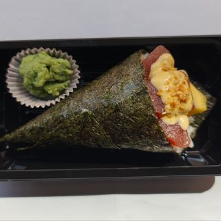 Temaki Atún con mango
