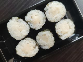 Hosomaki de pez mantequilla