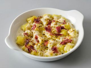 Gnocchi molto molto gorgonzola con jamón ibérico