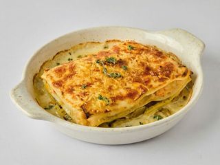 Lasagna 5 capas mar y bosque al aroma de tomillo