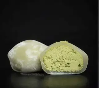 103- Mochi de té verde (2 pzs.) 