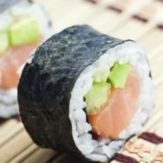 Makis Grandes Y Makis Pequeños (9 Uds.)