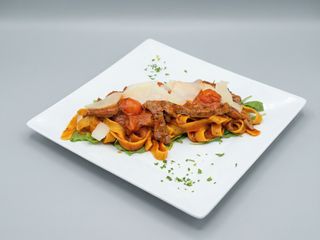Tagliatelle con solomillo
