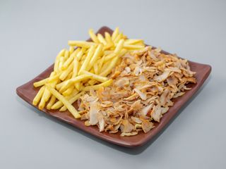 Plato Con Pollo Solo Carne con Queso y patatas 