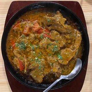 Cordero Tikka Labrador