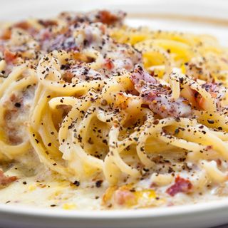 SPAGHETTI ALLA CARBONARA