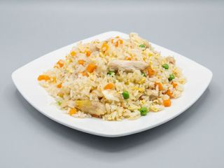 Arroz Frito Con Pollo