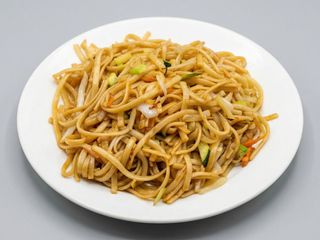 Tallarines Fritos Con 3 Delicias