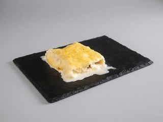 Canelons D'Espinacs amb Emmental I Beixamel (4 Uds.)