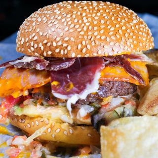 Ibérica Splash Burger + patatas fritas