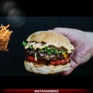 Burger de ternera con queso azul + patatas fritas