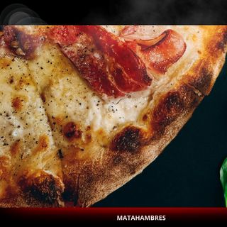 Pizza con queso mozarella, jamón York y oregano