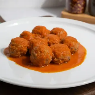 Albóndigas En Salsa