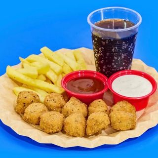 Bolitas de pollo menu( 10 pcs)