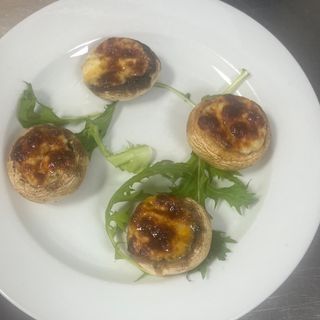 champiñón gratinado