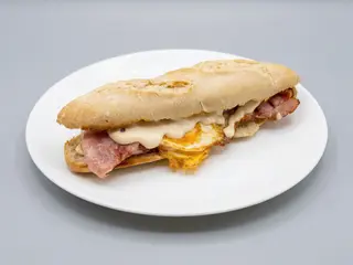BOCADILLO DE BACON