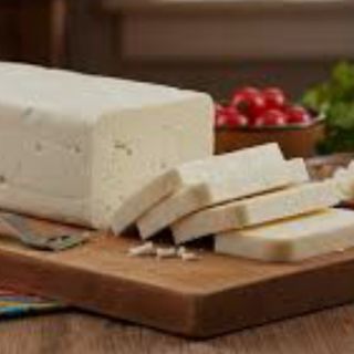 Ración de queso latino