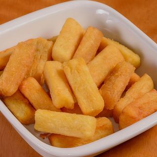 Yuca frita ( ración)