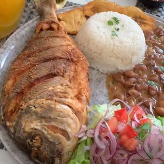 Dorada con fréjoles