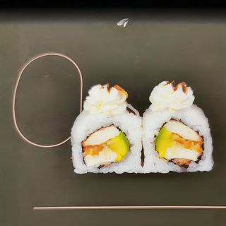 152. Uramaki De Pollo (8 Uds.)