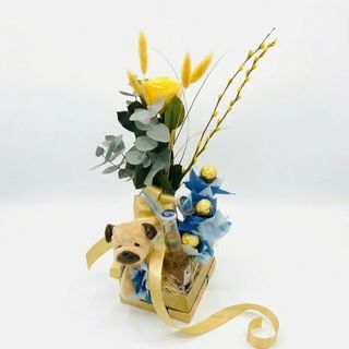 Pack Elegancia Dorada con una rosa Amarilla