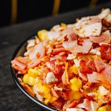 Patatas De Bacon Con Pollo Y Queso