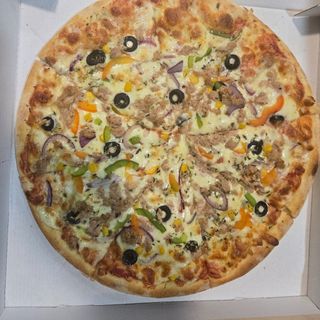 Pizza (Familiar) + Original botella 1L.