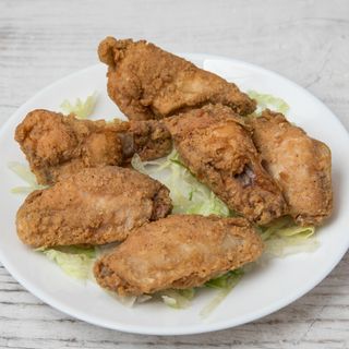 Racion alitas de pollo 6 unds