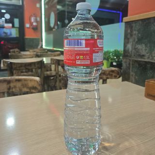 Agua grande 1.5 litro