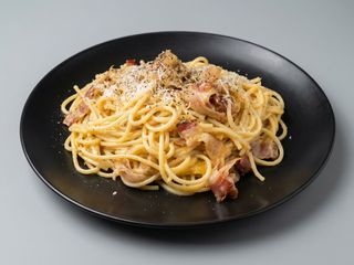 Spaghetti A La Carbonara