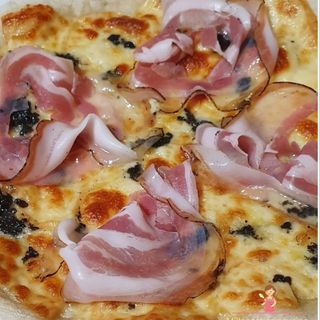 Pizza Tartufata 